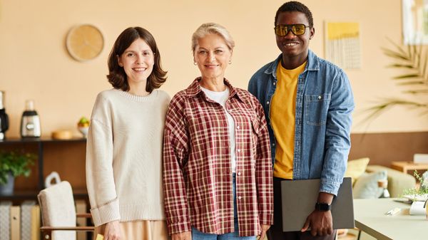 Hippolyte d’Albis:  Non, les jeunes ne sont pas une génération sacrifiée au profit des seniors 