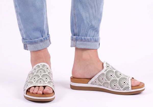 Orizonte Shelly Womens Comfortable European Leather Slides Sandals