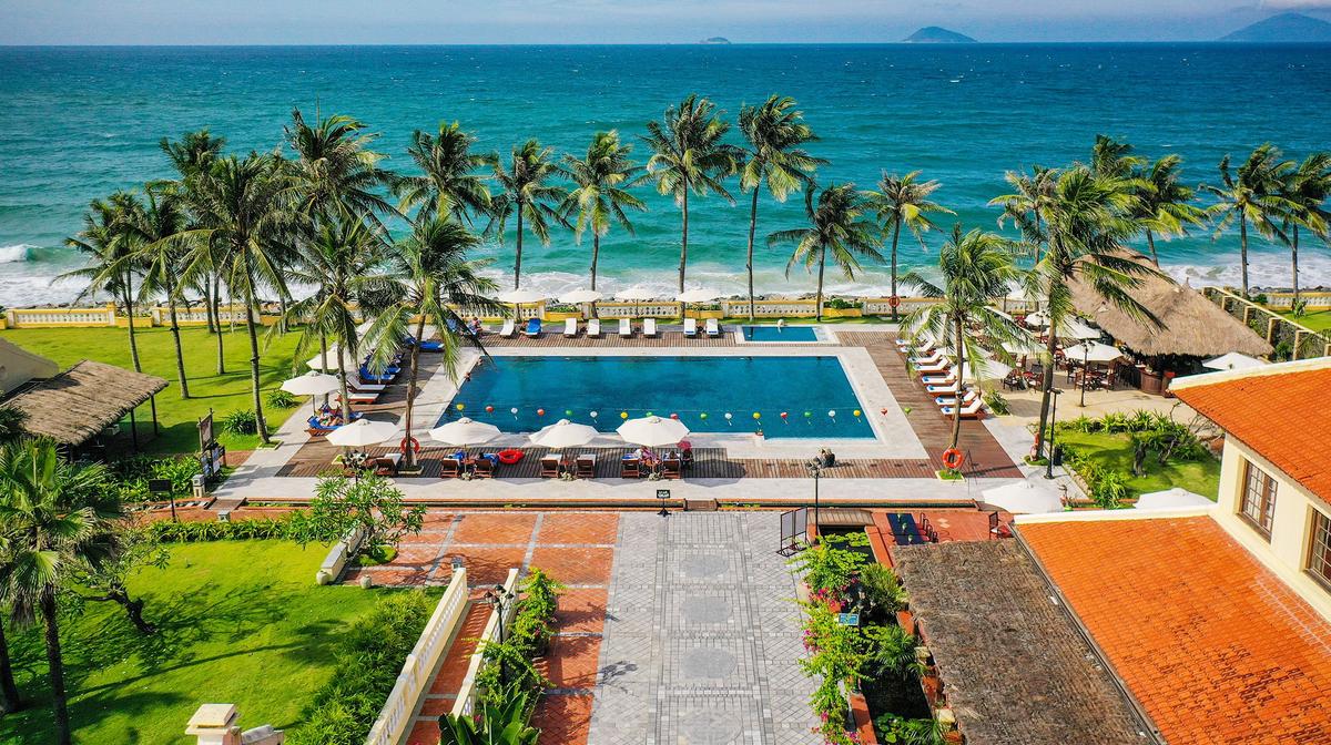 Hoi An Beachfront Bliss with Daily Breakfast, Nightly Dinner, Daily Cocktail & Massage
