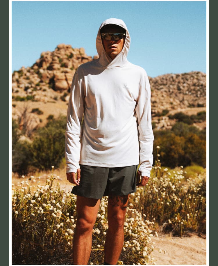 A favourite of Roark trail ambassadors, the Alta Elite LS Hooded will keep you covered and comfortable.