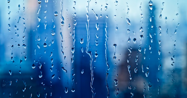 Raindrops are tiny lightning bolts, and they're corroding cars, study finds | Ars Technica
