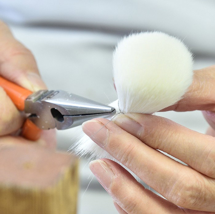 An image of The Powder Brush by Tatcha