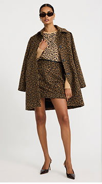 Skimming Leopard Crew Neck Sweater in Airy Soft