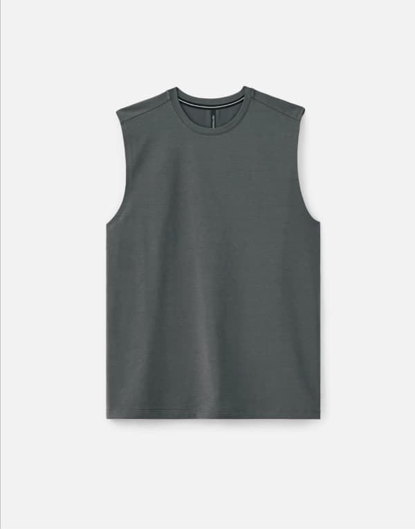 Output Muscle Tee in Iron
