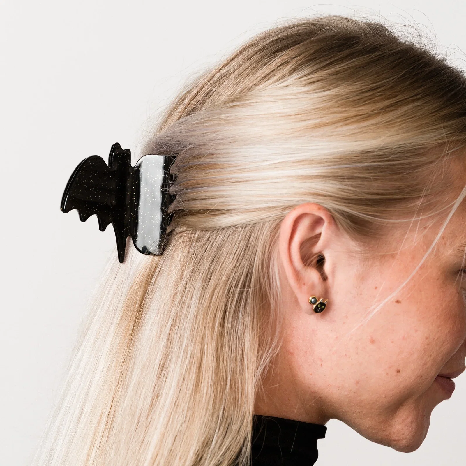 Bat Hair Claw