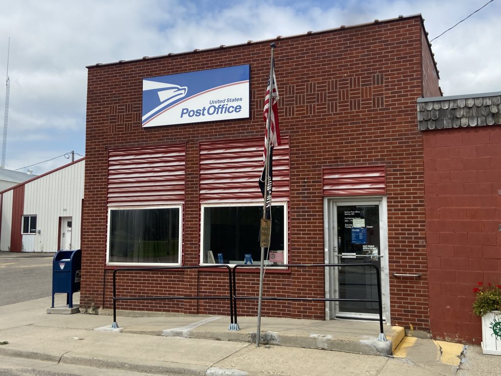 Carrying a gun in a post office