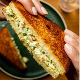 Jalapeño Popper Grilled Cheese