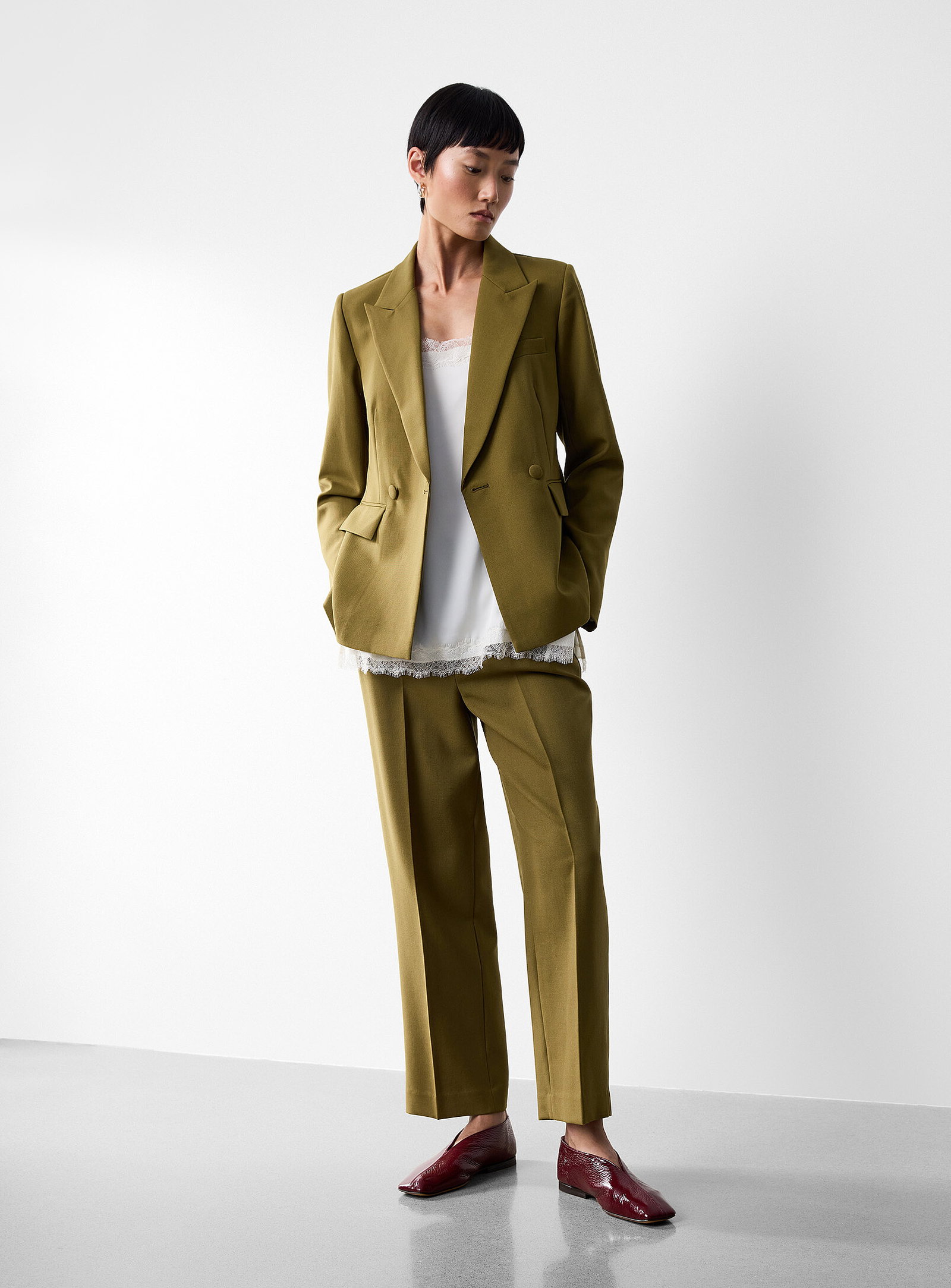 Wool-blend piqué pant<br><b>Fit: Straight leg, mid rise</b>