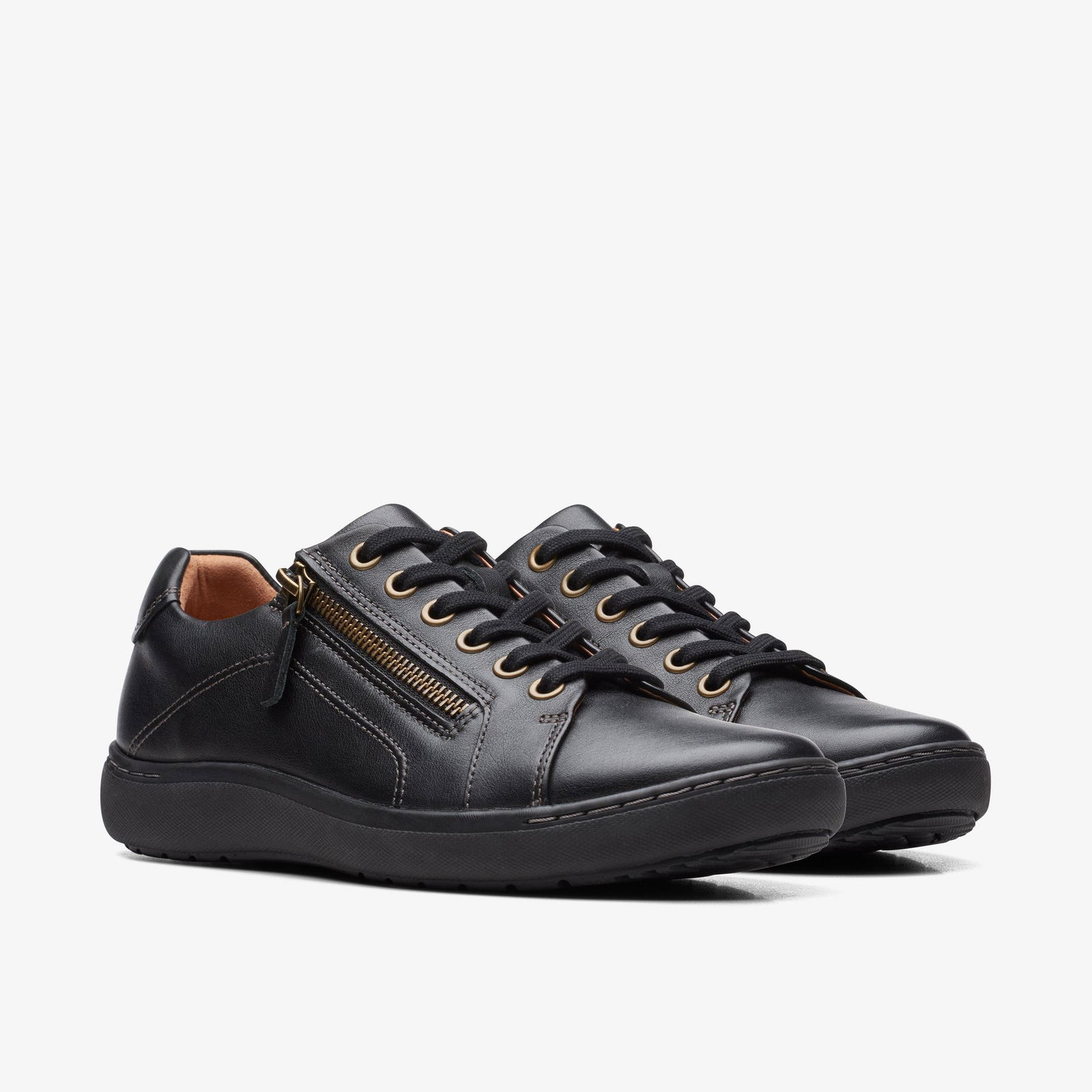 Shop Nalle Lace Black/Black