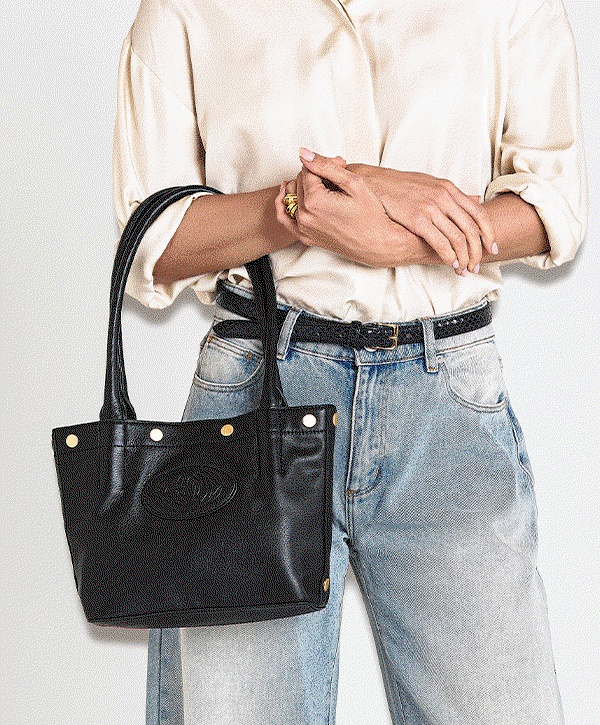 Image of model with fall bags on in aniamted gif