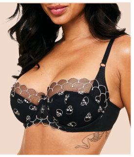 Bettie Black 2