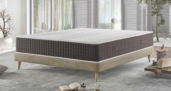 Matelas Mentor "Ortopedic Med H30 maxi gel" mémoire forme gel 13 zones