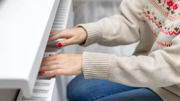 Vos mains sont toujours froides: quelles explications et quand s’inquiéter?