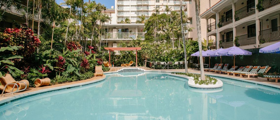 Award-Winning Waikiki Boutique Hideaway near Kalākaua Avenue with Daily Breakfast & Drinks