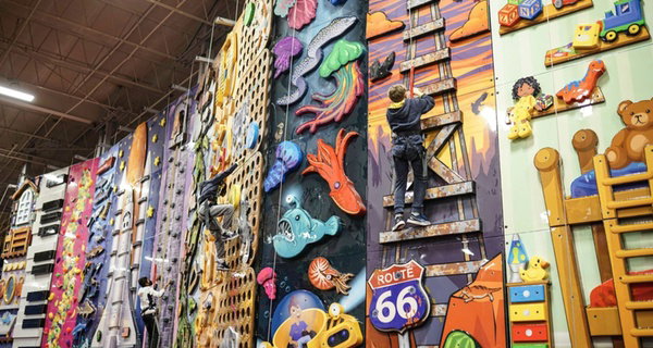 Up to 32% Off on Indoor Climbing Experience at ClimbZone - Chicago