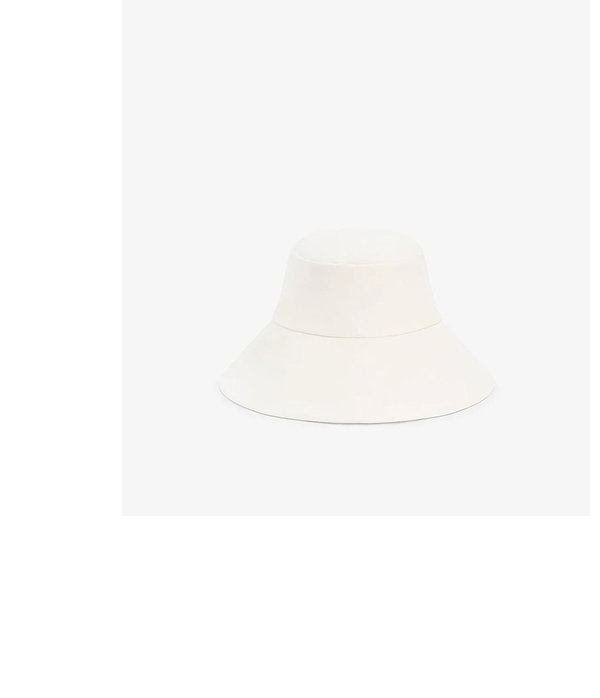Walker Bucket Off White