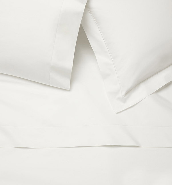 SHOP BEDDING