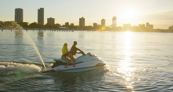 Chicago Jet Ski Rentals at North Ave Beach