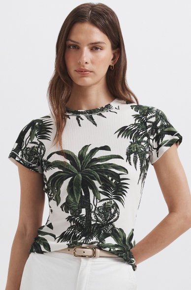 Brielle Aida Tee