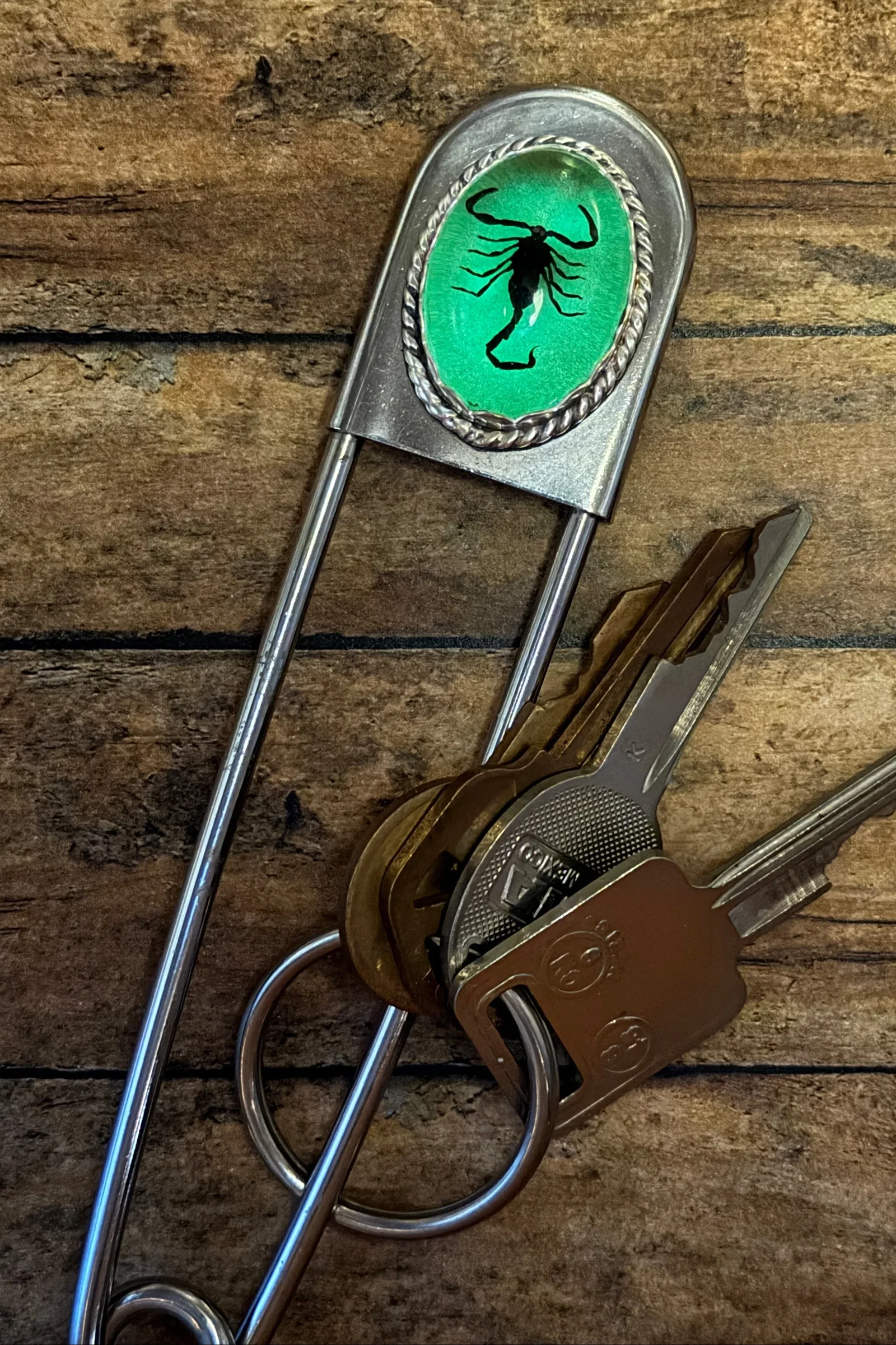 Winston - Jumbo Safety Pin with Black Scorpion in Glow in the Dark Resin Cabochon