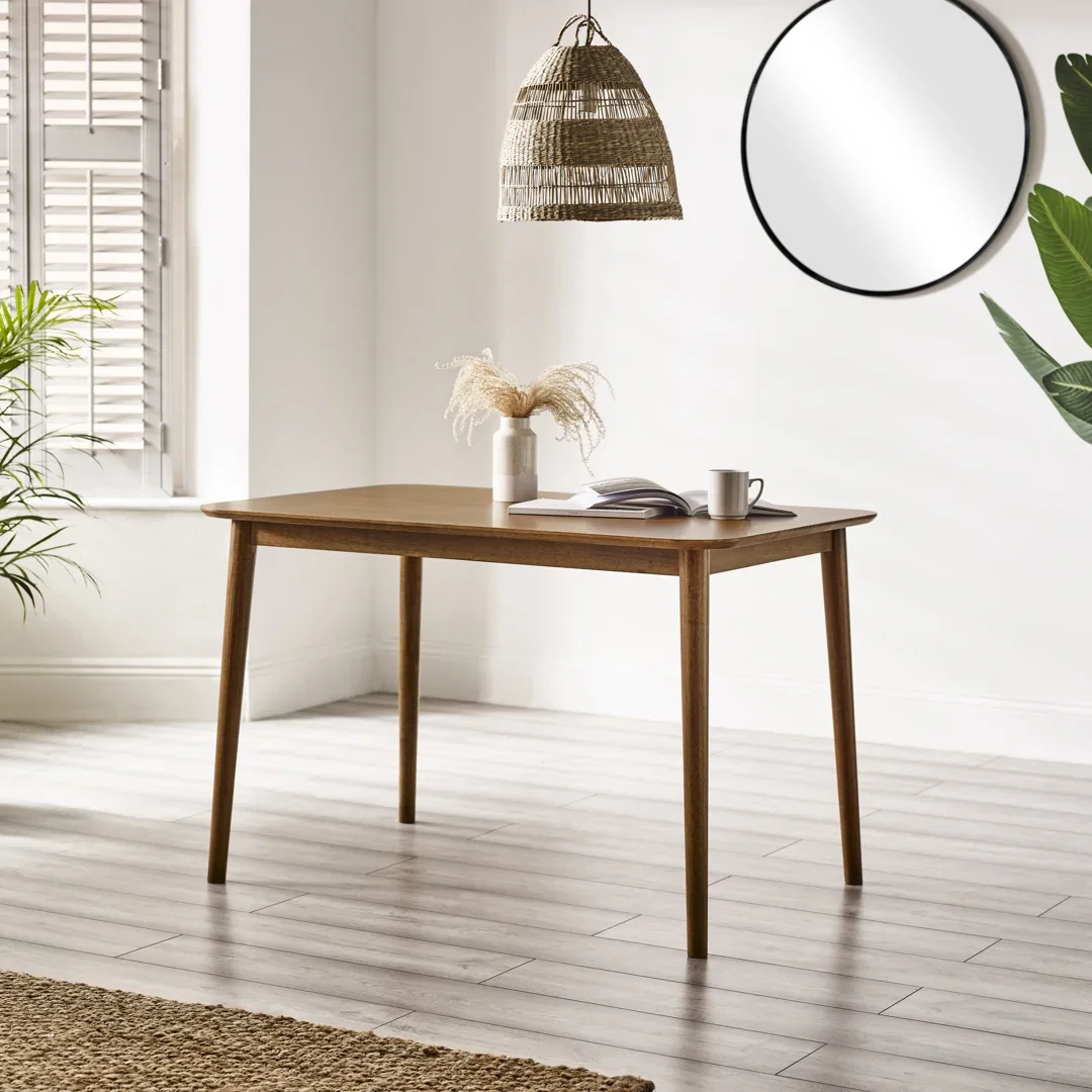 Drea Solid Wood 4 or 6 Seater Dining Table - Traditional Rustic Farmhouse Kitchen Style