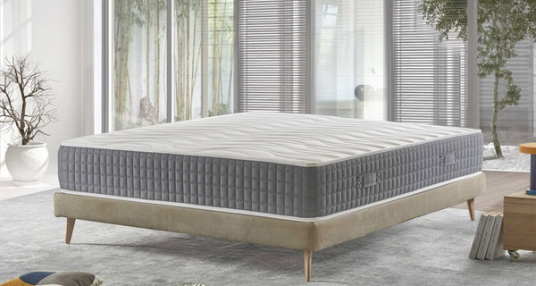Matelas à mémoire de forme avec base à ressorts indépendants Mentor