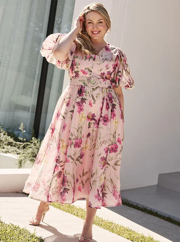 Romantic Bloom Midi Dress in Pink Floral