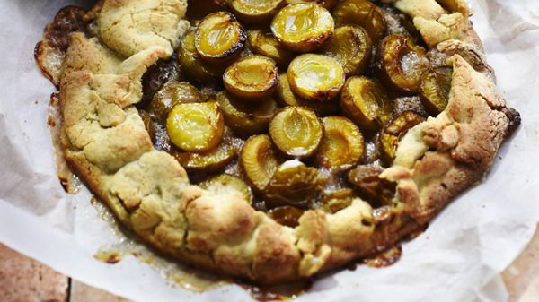 Tarte sablée rustique aux reines-claudes