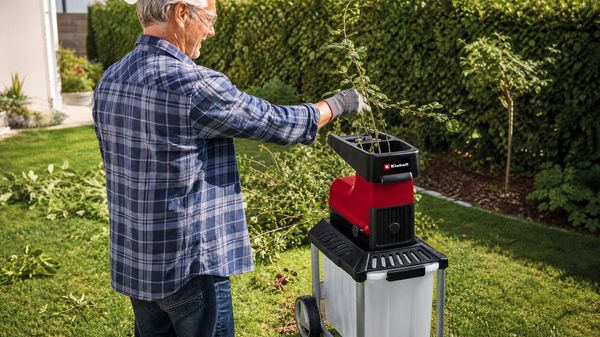 Les 10 meilleurs broyeurs végétaux pour valoriser ses déchets verts sans effort