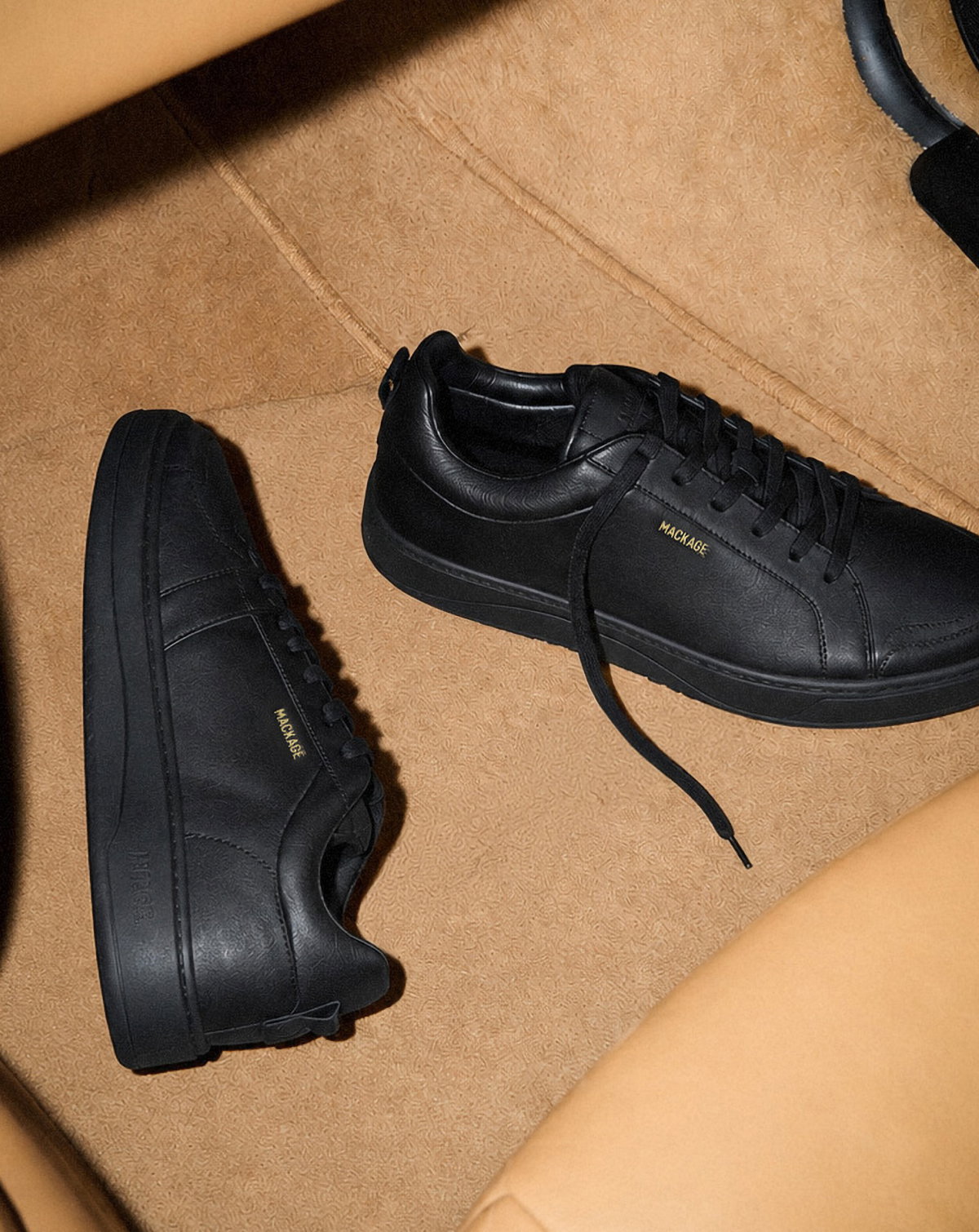 LUKA-01 Leather Sneakers