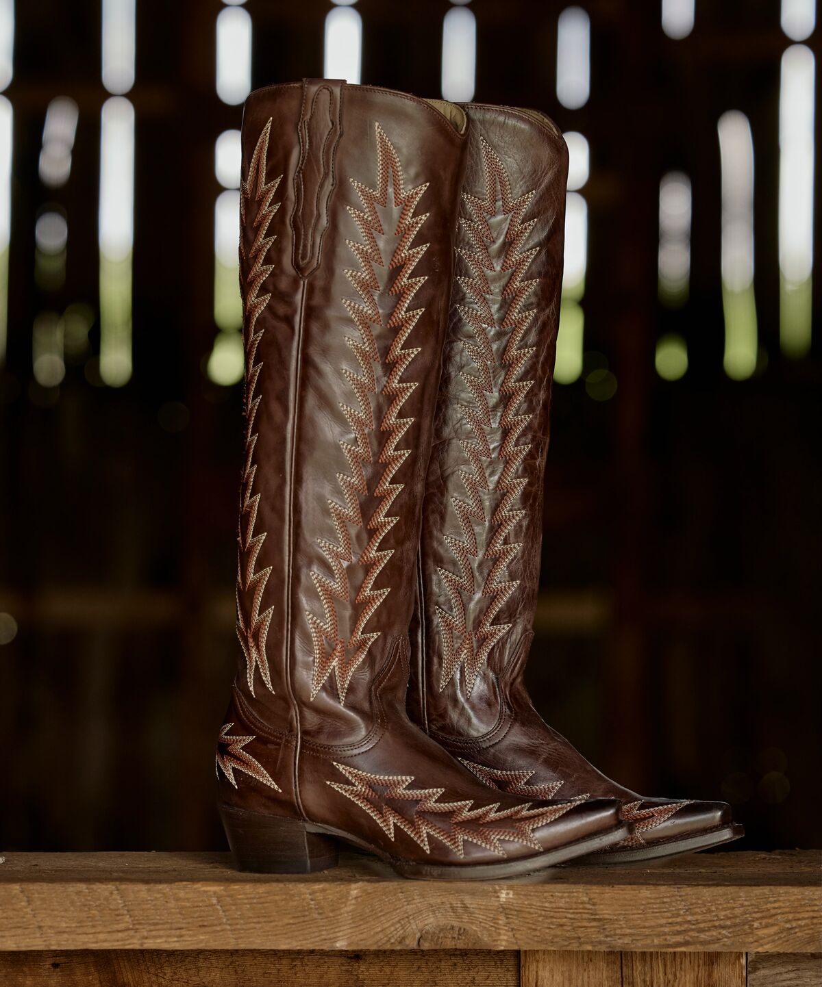 WOMEN’S BOOTS