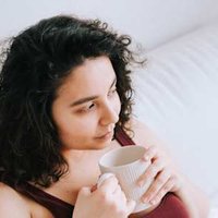 Want Less Stress & Better Focus? This Green Tea Compound May Help