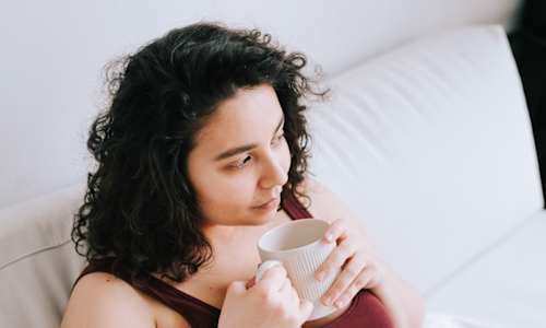 Want Less Stress & Better Focus? This Green Tea Compound May Help