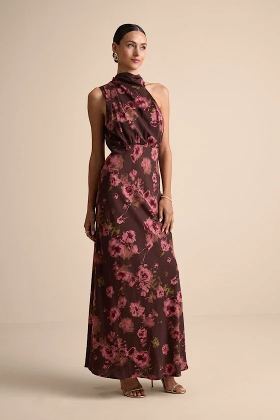 Image of The Distinctive Charm Dress in Brown