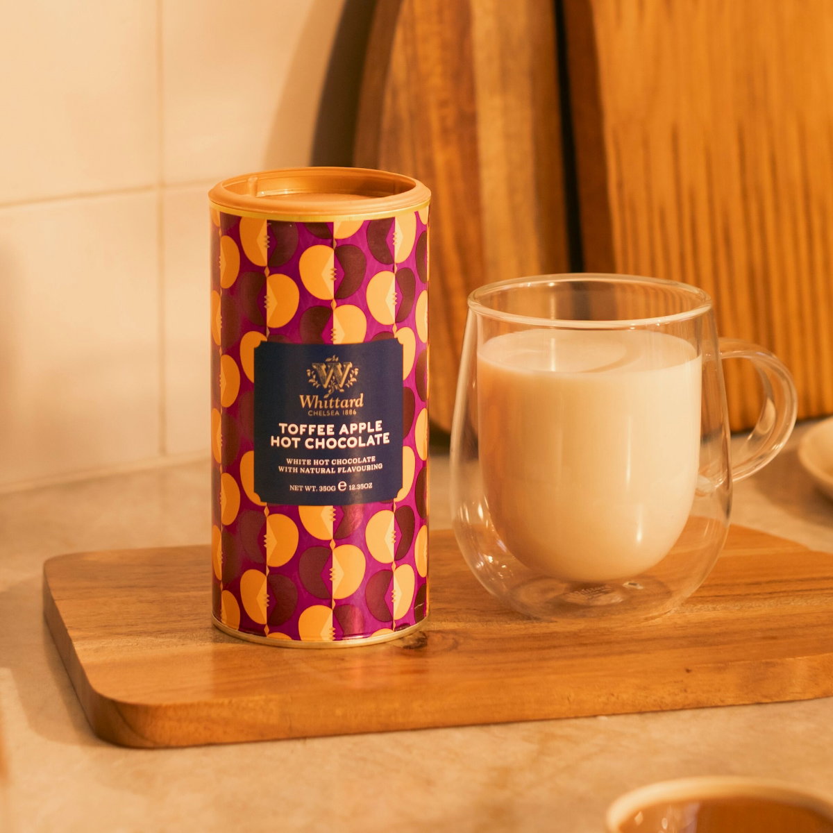 image of toffee apple hot chocolate tub with made up drink 