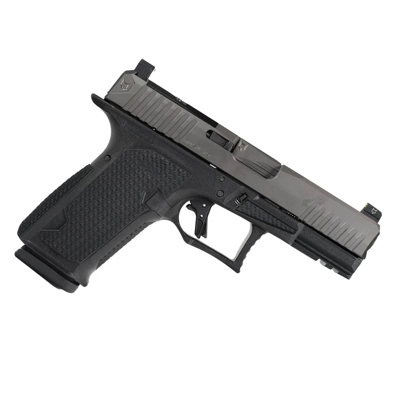 Discontinued Dusk 19 w/GG Slide, Black Frame, GG Std. Barrel, NF Lower 1/3 Sights, Flat Trigger