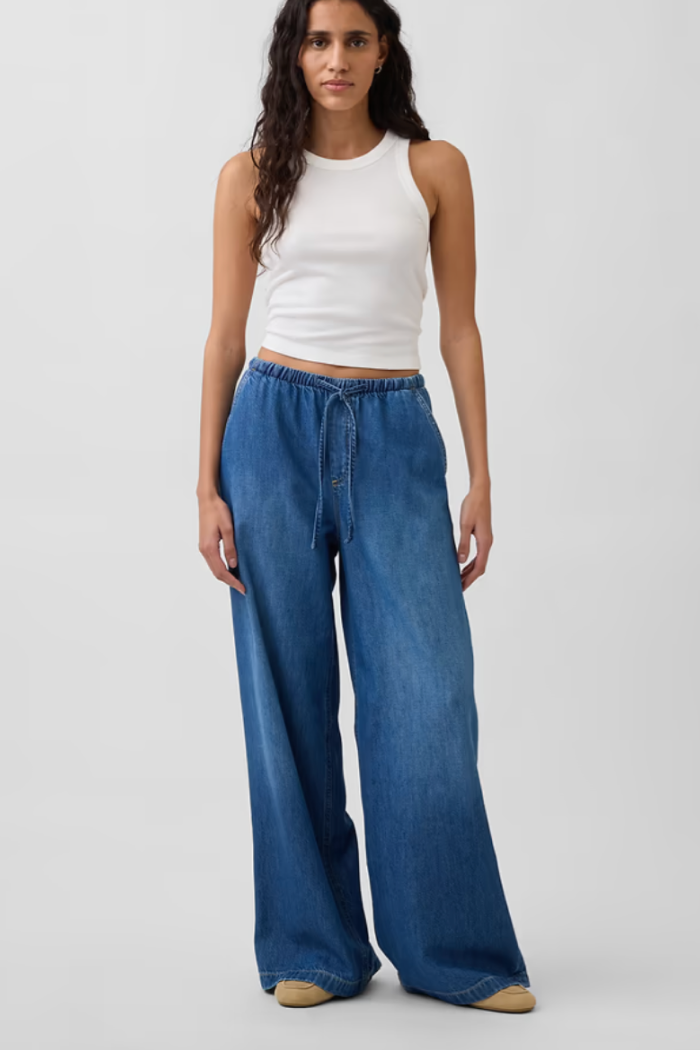 Mid Rise UltraSoft Easy Baggy Jeans