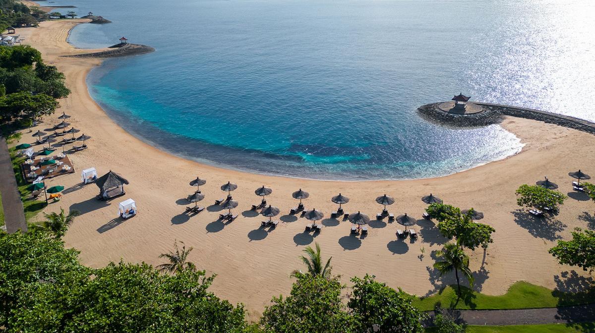 Nusa Dua All-Inclusive Beachfront Escape with Unlimited Free-Flow Drinks