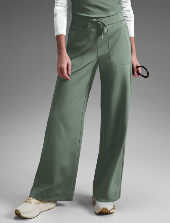 Shop This Pant >