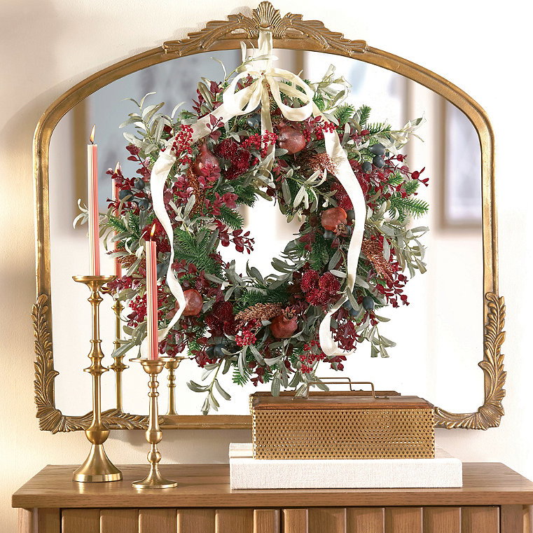 Bakersfield Wreath, 26"