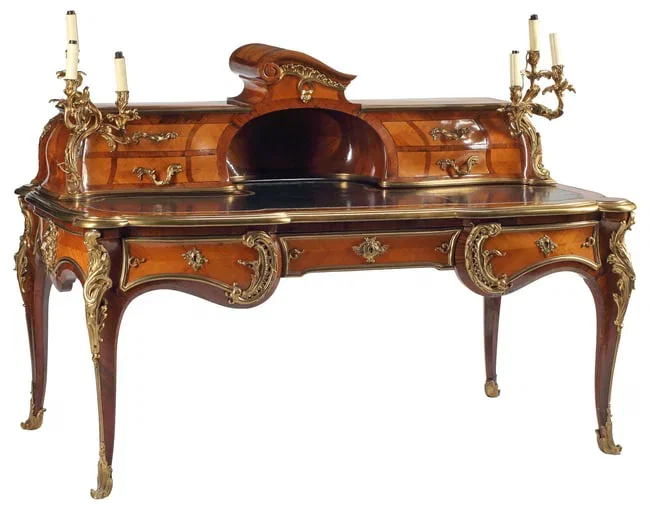 HENRY DASSON (FRENCH, D.1896) LOUIS XV STYLE ORMOLU-MOUNTED BUREAU DESK