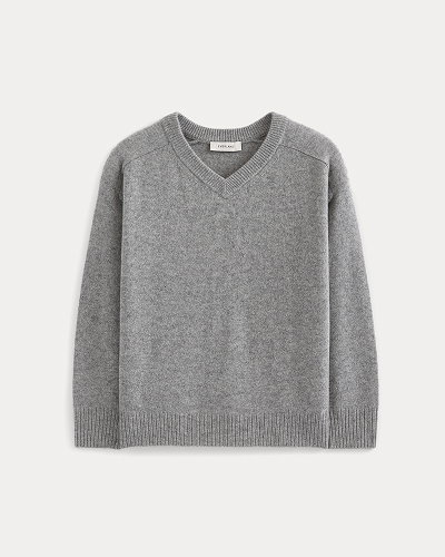 Image | Cashmere High V Boyfriend Sweater | Grey