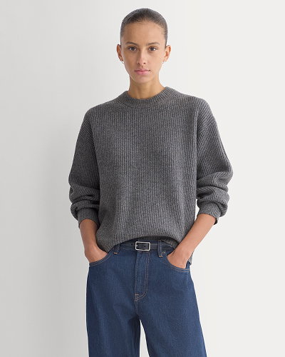 Image | Model in Cashmere Fisherman Crew | Heather Charcoal