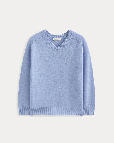 Image | Cashmere High V Boyfriend Sweater | Blue