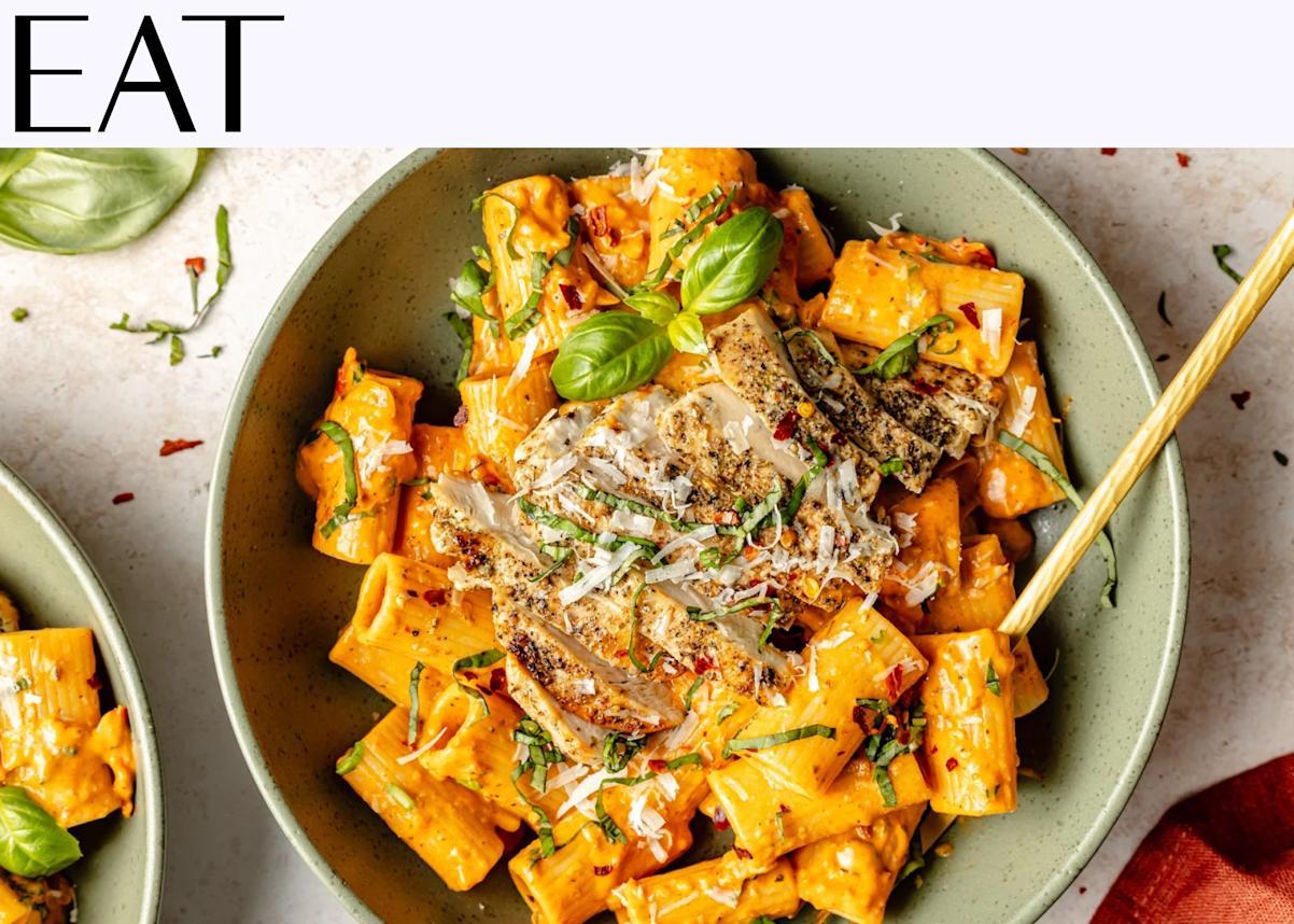 Ambitious Kitchen’s Burst Cherry Tomato Basil Chicken Rigatoni