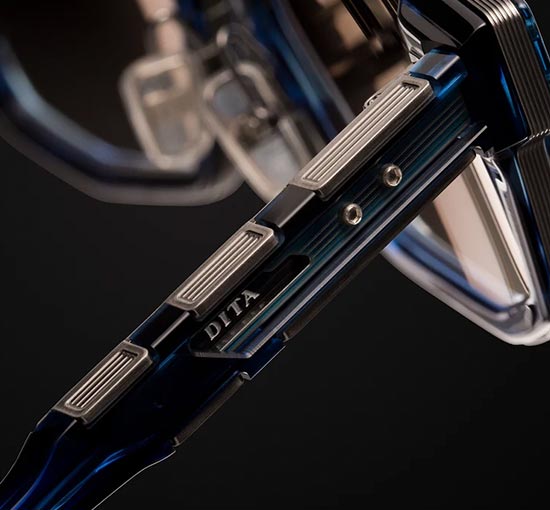 MACH-NINE Detail 3
