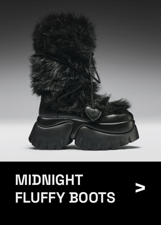 Midnight Sasquatch Fluffy Boots - Black