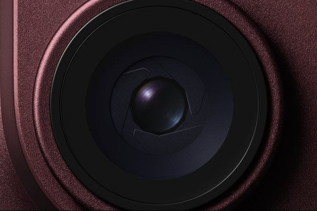 Main camera variable aperture lens featured on iPhone 18 Pro in Burgundy
