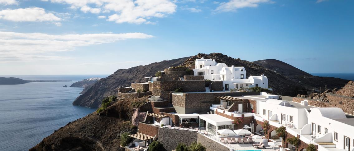 Santorini Cliffside Romance with Daily Breakfast, Nightly Sunset Cocktails & EUR50 Dining Credit