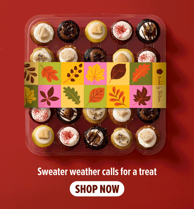 Sweater weather calls for a treat! Shop the Fall Favorites cupcake 25-Pack now.